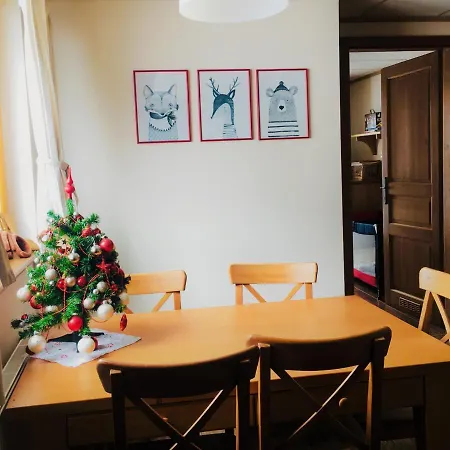 Vall's Apartment- By Slopes