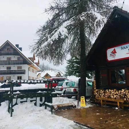 Vall's Apartment- By Slopes Διαμέρισμα Kranjska Gora