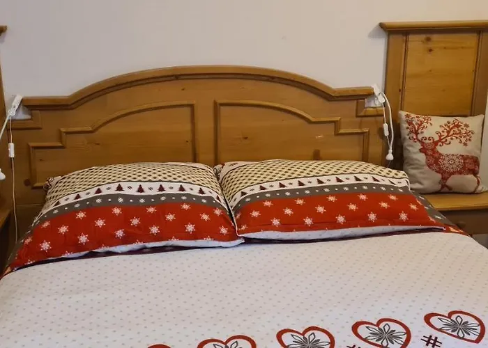 Vall's Apartment- By Slopes Apartma