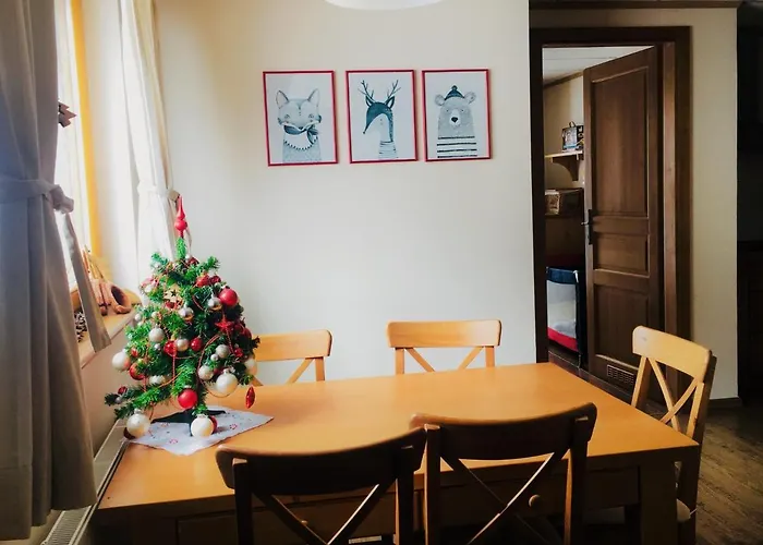 Vall's Apartment- By Slopes